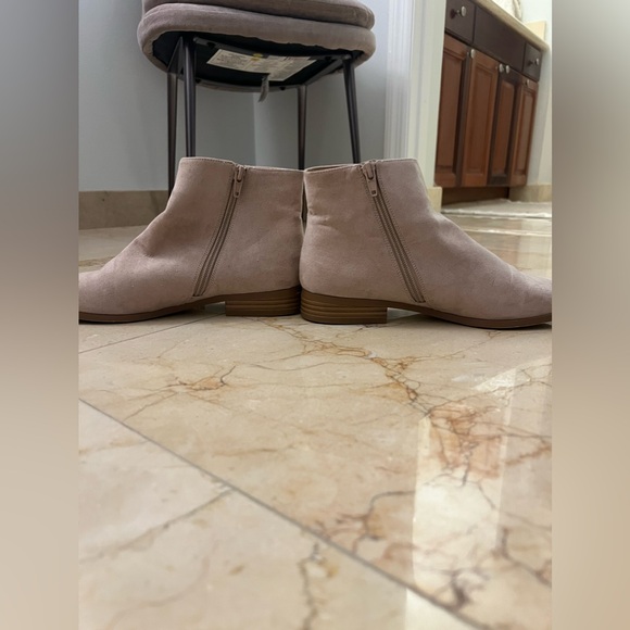 Loft Ankle Boot - Size 7.5 - Picture 4 of 7